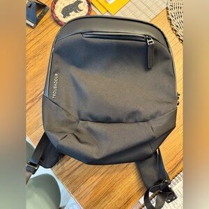 Troubadour Apex Mini - Black - Like New - Never Used